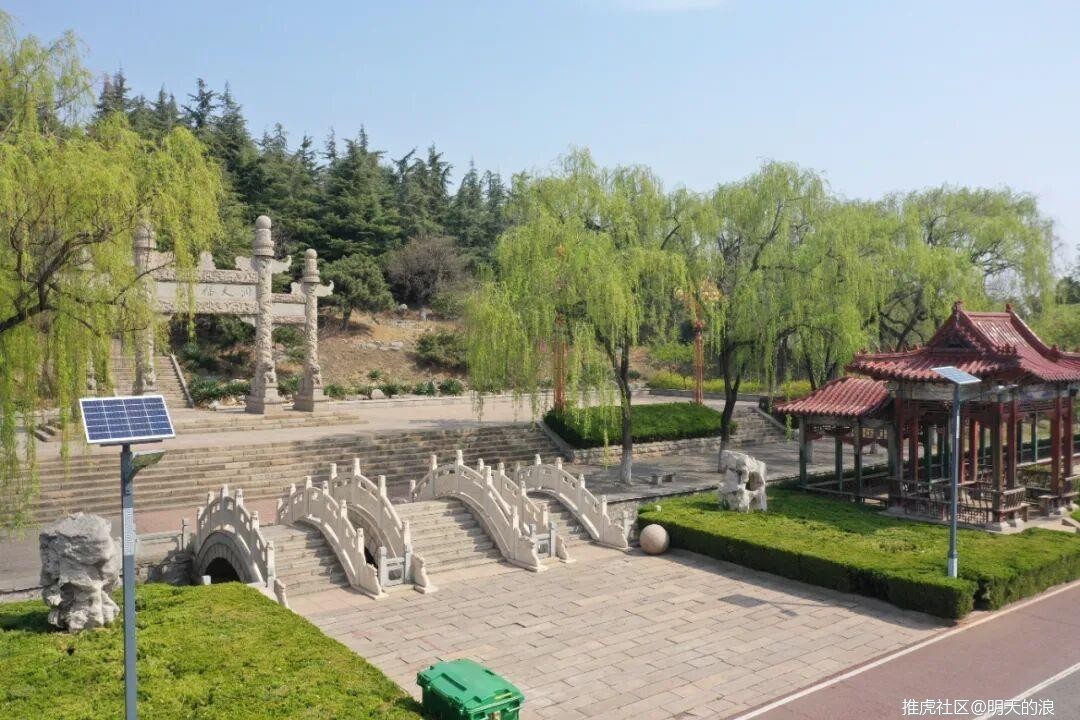 02.jpg